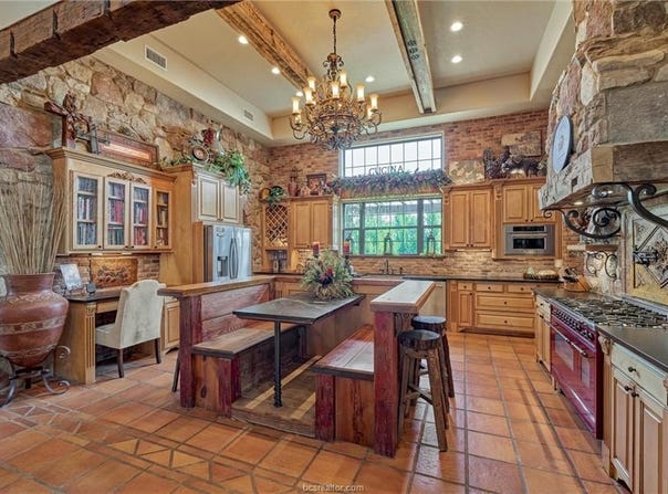 2021 County Road 312, Navasota, TX 77868