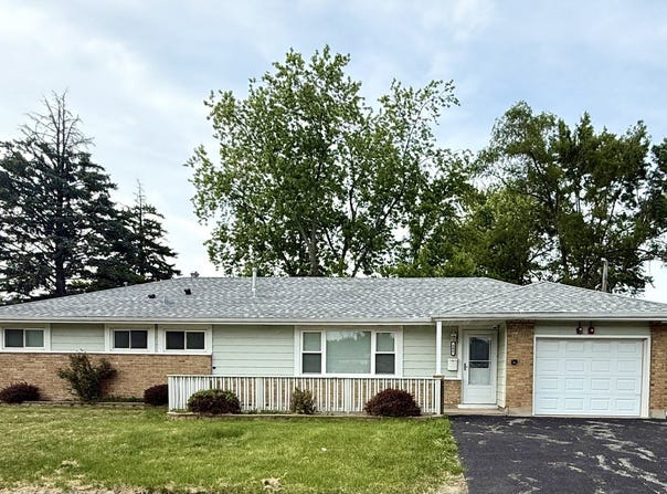 408 Sauk Trail, Park Forest, IL 60466