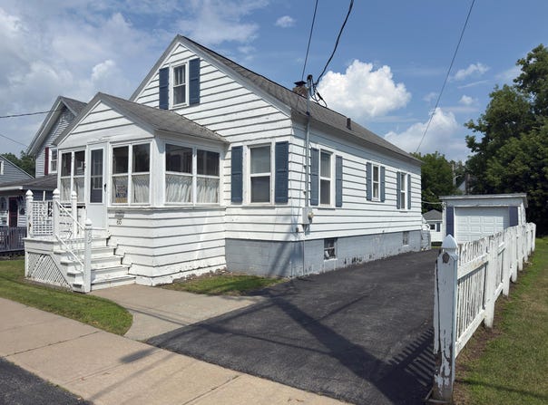 65 Elizabeth Street, Plattsburgh, NY 12901