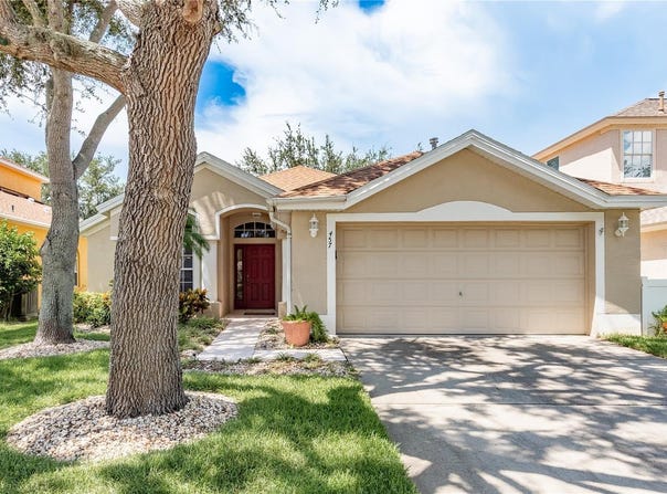 457 LIAM AVENUE, TARPON SPRINGS, FL 34689