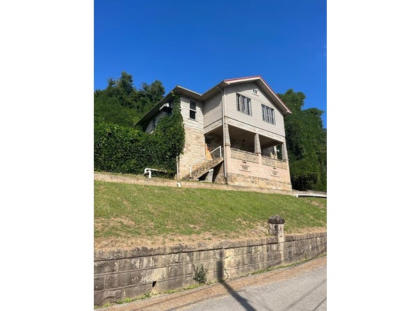 181 Jefferson, Pikeville, KY 41501