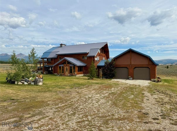 448 Red Fox Road, Wise River, MT 59762