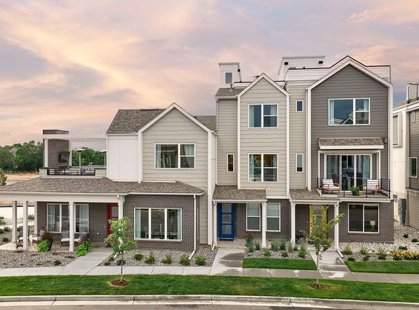 888 S Valentia Street, Building 16, Unit 101, Denver, CO 80247