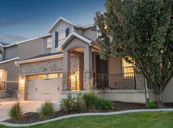 11122 S BROADWICK W, South Jordan, UT 84095