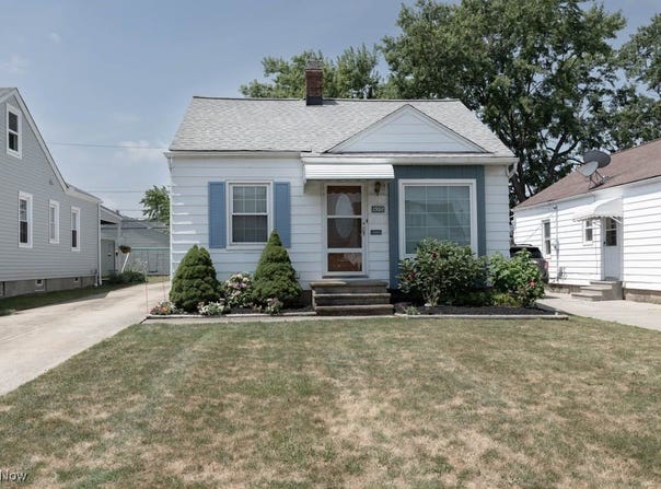 1564 Woodrow Avenue, Mayfield Heights, OH 44124