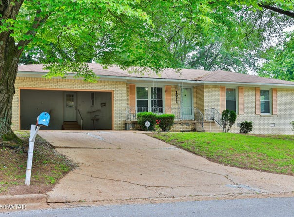 1211 N 29th Avenue, Humboldt, TN 38343
