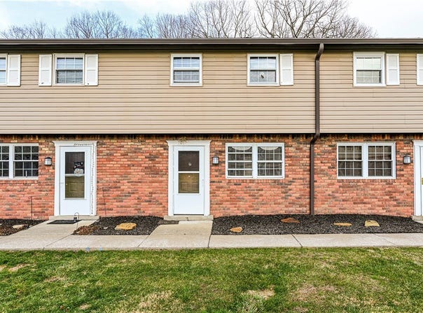 384 Northgate Dr, Apollo, PA 15613