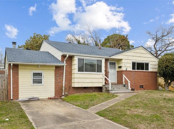 549 Longfellow Avenue, Virginia Beach, VA 23462