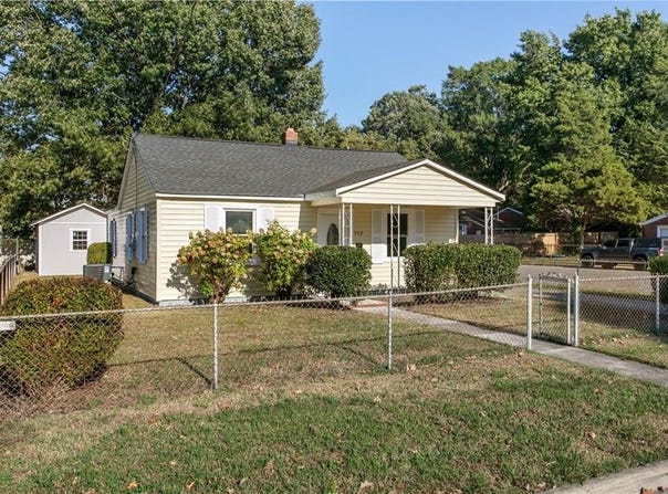 902 Ridgeway Avenue, Hampton, VA 23661