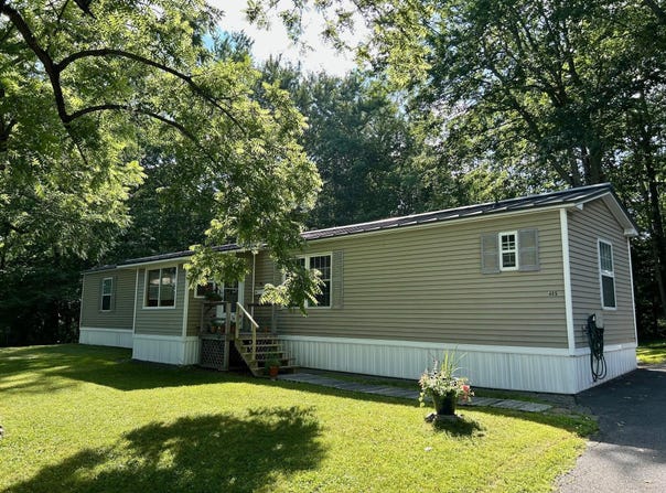 405 Brunswick Avenue, Gardiner, ME 04345