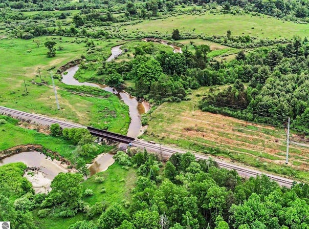 Britt Road, Turner, MI 48765