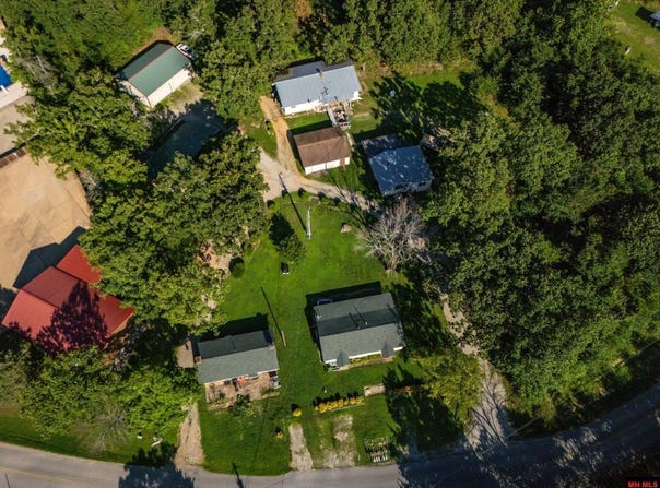 166 CR 806, Gamaliel, AR 72637