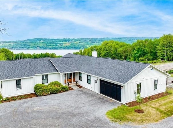 4500 West Lake Road, Niles, NY 13152