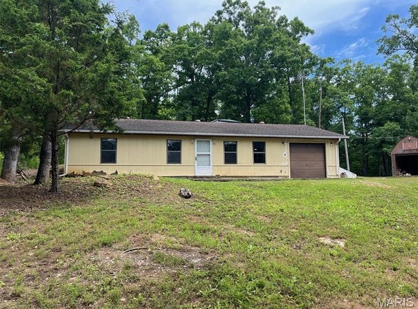 29 Rocky Ridge Drive, New Florence, MO 63363