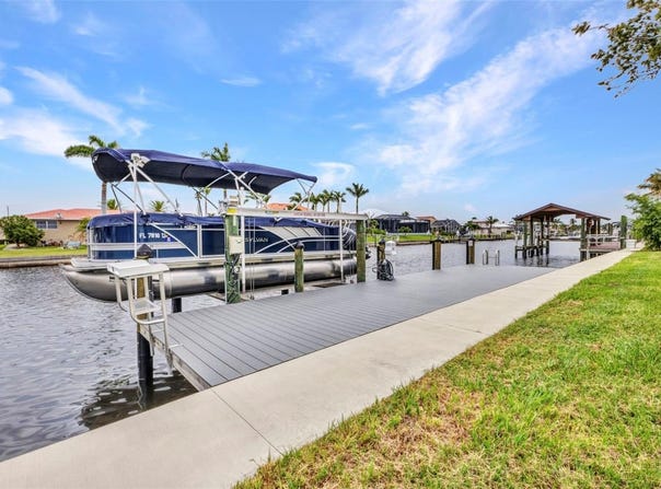 114 SINCLAIR STREET SE, PORT CHARLOTTE, FL 33952