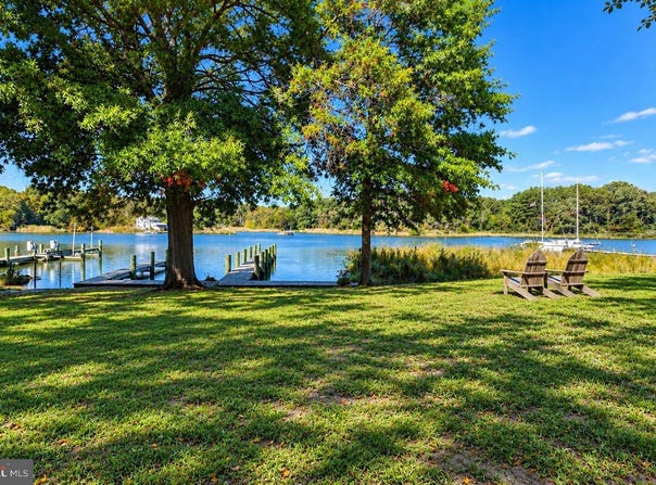 964 MAIN Street, DEALE, MD 20751