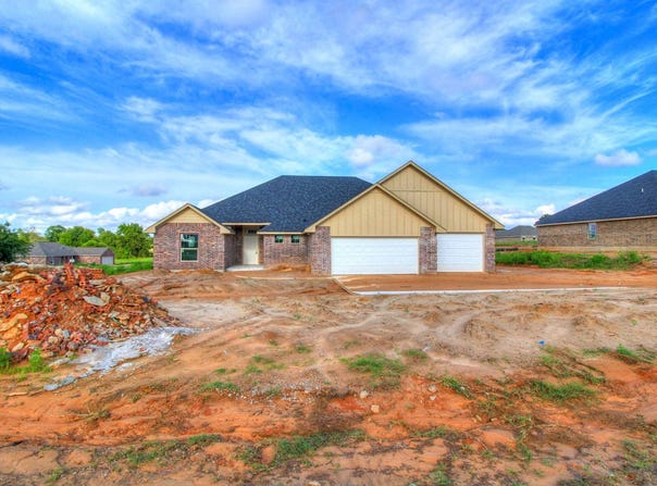 15951 Pecan Road, McLoud, OK 74851