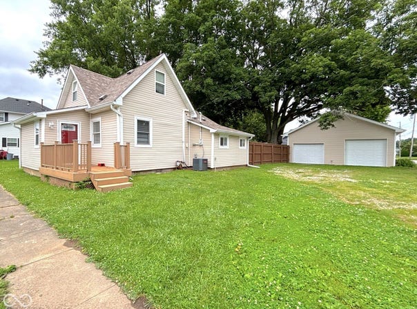 311 B Street S, Thorntown, IN 46071