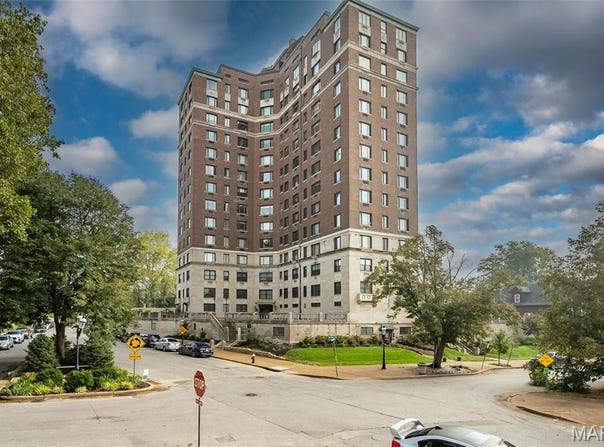 410 N Newstead Avenue, St Louis, MO 63108