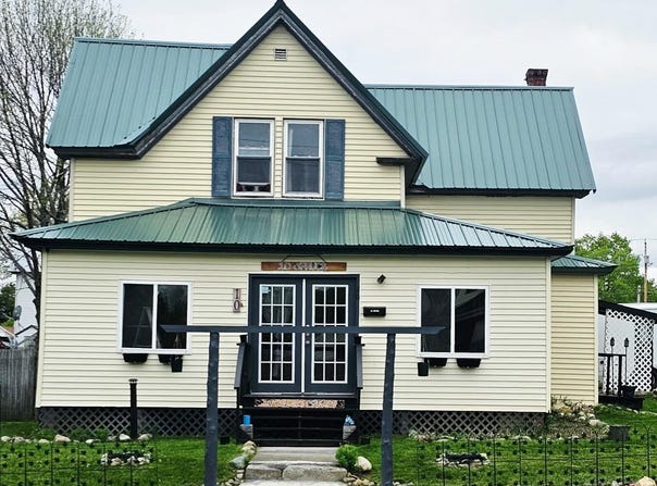 10 Spruce Street, East Millinocket, ME 04430