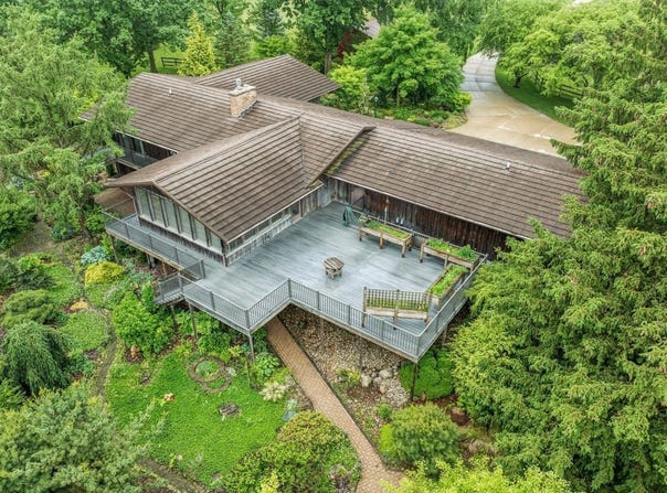 1020 6th Ave SW, Independence, IA 50644
