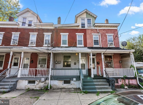 922 MARTIN LUTHER KING BLVD, TRENTON, NJ 08638