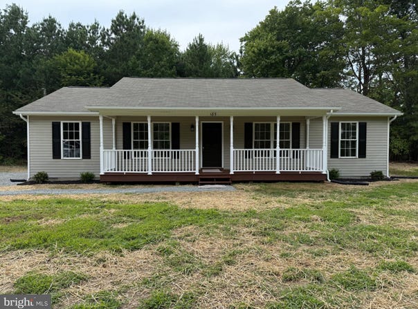 185 WOODBERRY DRIVE, MONTROSS, VA 22520