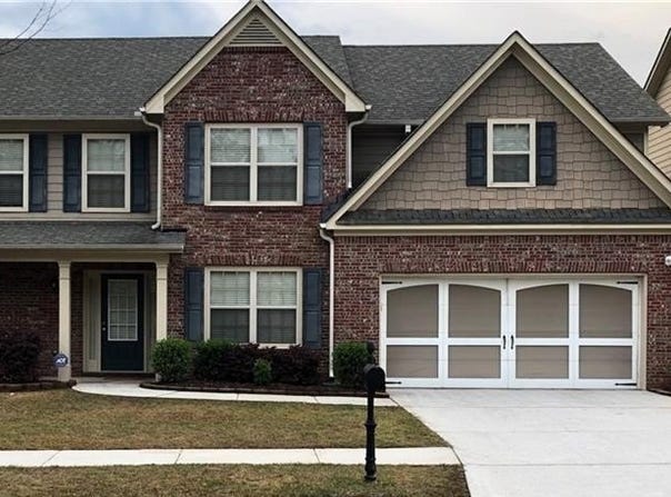 3299 Arbor Oaks Drive, Snellville, GA 30039