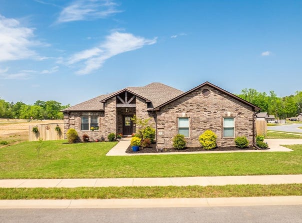 37 Aberdeen Drive, Cabot, AR 72023