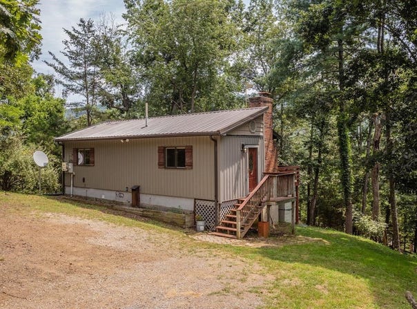 17341 STARSTONE DR, BROADWAY, VA 22815
