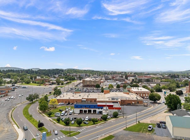 530 N MAIN ST, HARRISONBURG, VA 22801