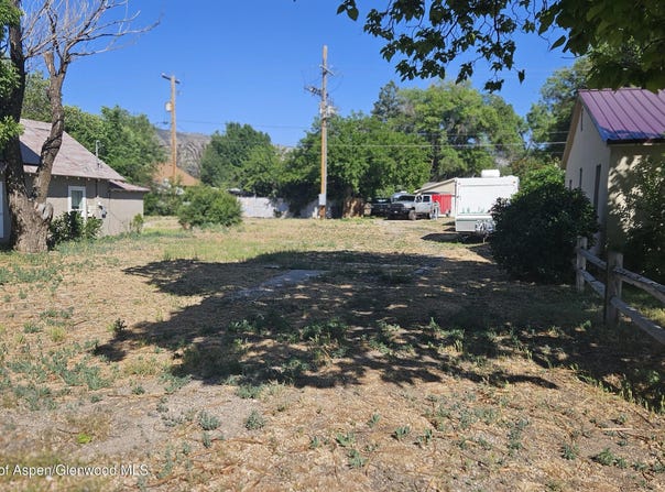 136 E 1st Street, Parachute, CO 81635