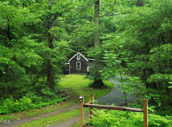 685 Upper Cherrytown Road, Kerhonkson, NY 12446