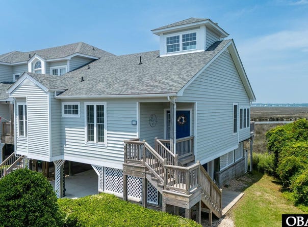 405 Sextant Court, Manteo, NC 27954