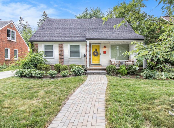 4715 Groveland Avenue, Royal Oak, MI 48073