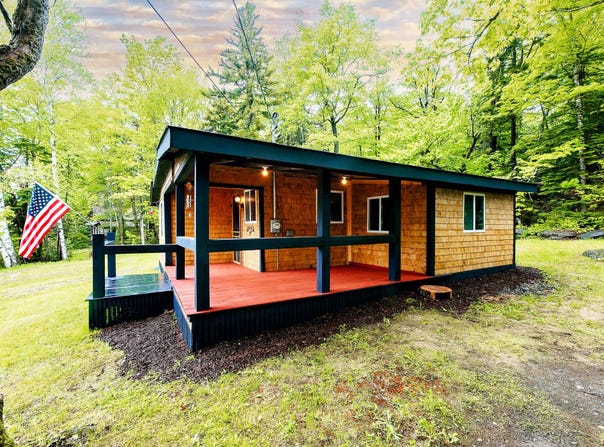 1247 Main Street, Sandy River Plt, ME 04970