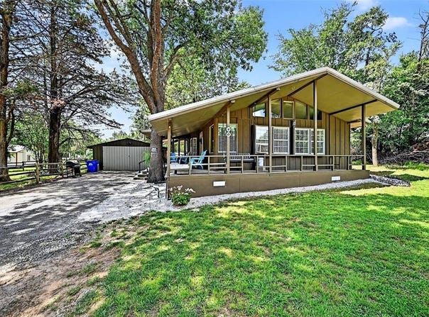 40 Stratford Drive, Gordonville, TX 76245