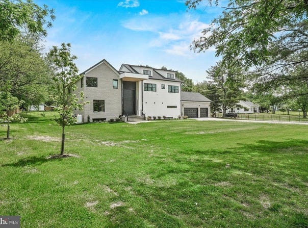 15807 THOMPSON ROAD, SILVER SPRING, MD 20905