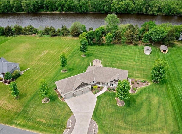 9822 105th Street NE, Otsego, MN 55362