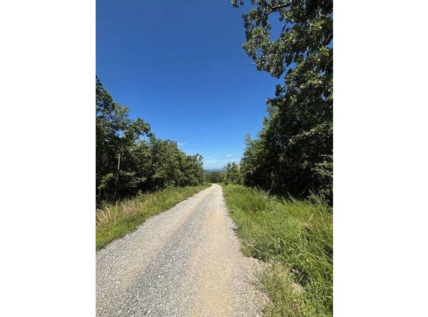 10 Boktuklo Preserve, Honobia, OK 74957