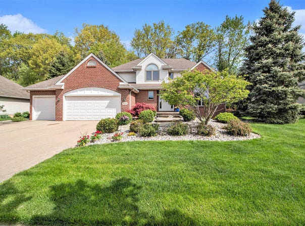 454 Breconshire Drive, Saline, MI 48176