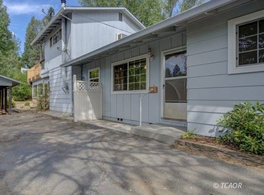 307 Barbara Ave, Weaverville, CA 96093