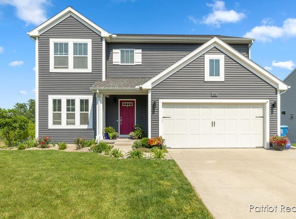 490 Oak Meadow Drive, Middleville, MI 49333