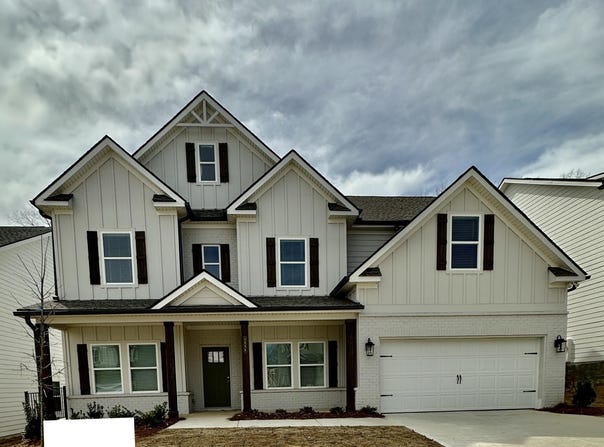 1656 Firelight Way, Ooltewah, TN 37363