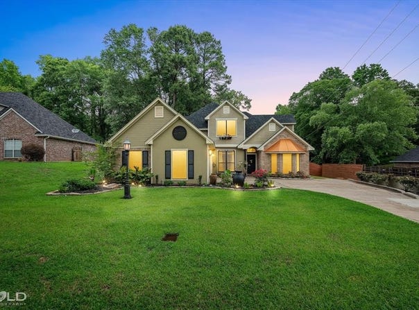 321 Dogwood South Lane, Haughton, LA 71037