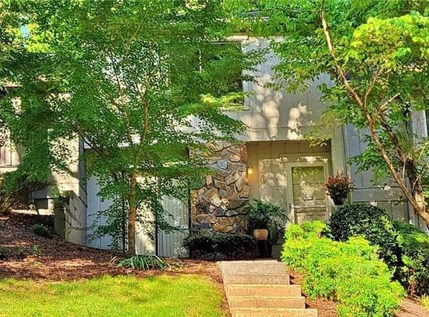 203 Lamplighter Circle, Winston-Salem, NC 27104