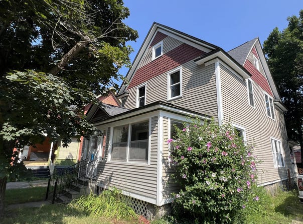 212 Rose Place, Kalamazoo, MI 49001