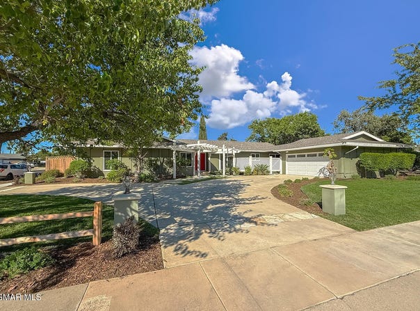 1286 Buckingham Drive, Thousand Oaks, CA 91360