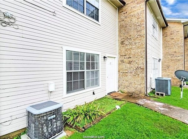 1908 Barak Lane, Bryan, TX 77802