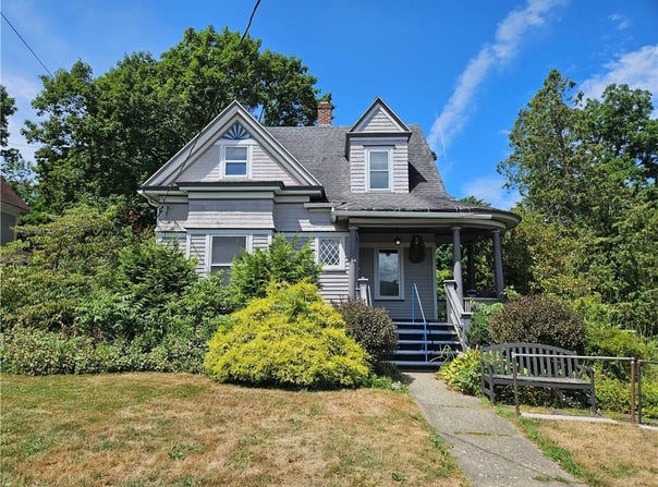 34 Thrall Street, Naples, NY 14512
